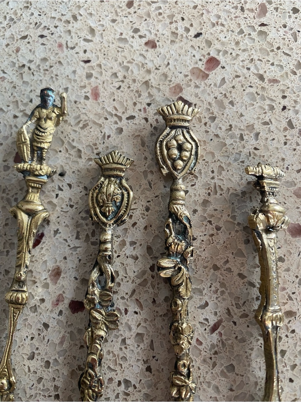 Vintage Bordini from Italy Decorative Forks in Gold tone - Set of 4 - Picture 4 of 4